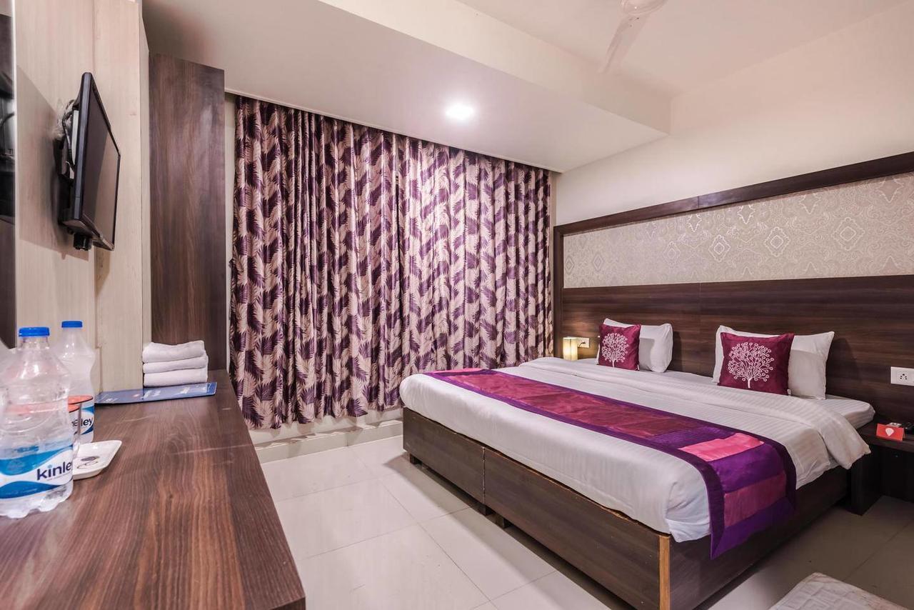 Hotel Veer Residency Panvel Zewnętrze zdjęcie