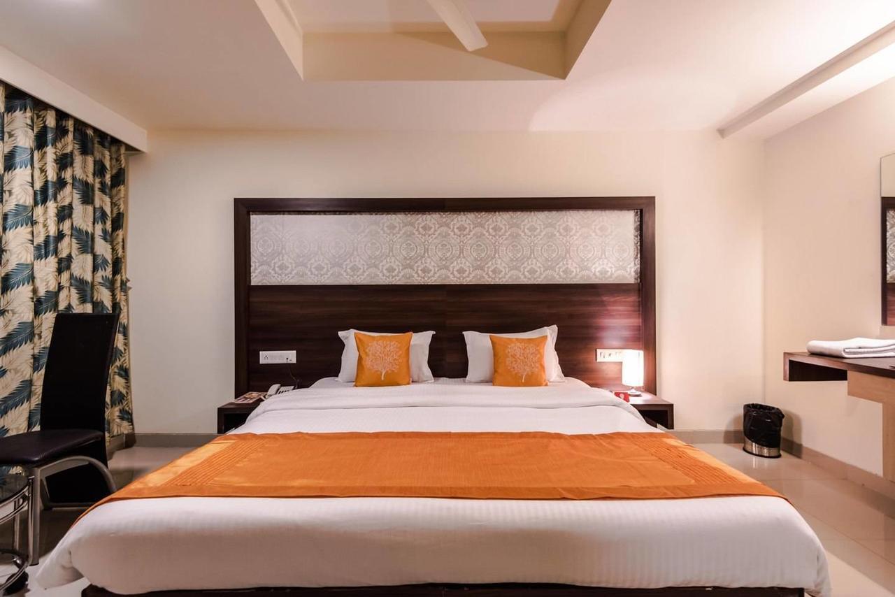 Hotel Veer Residency Panvel Zewnętrze zdjęcie