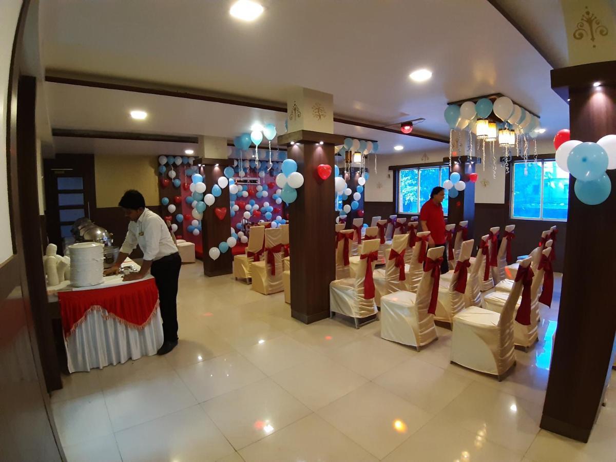 Hotel Veer Residency Panvel Zewnętrze zdjęcie